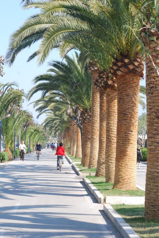 Ostello La Stazione Alba Adriatica Ngoại thất bức ảnh